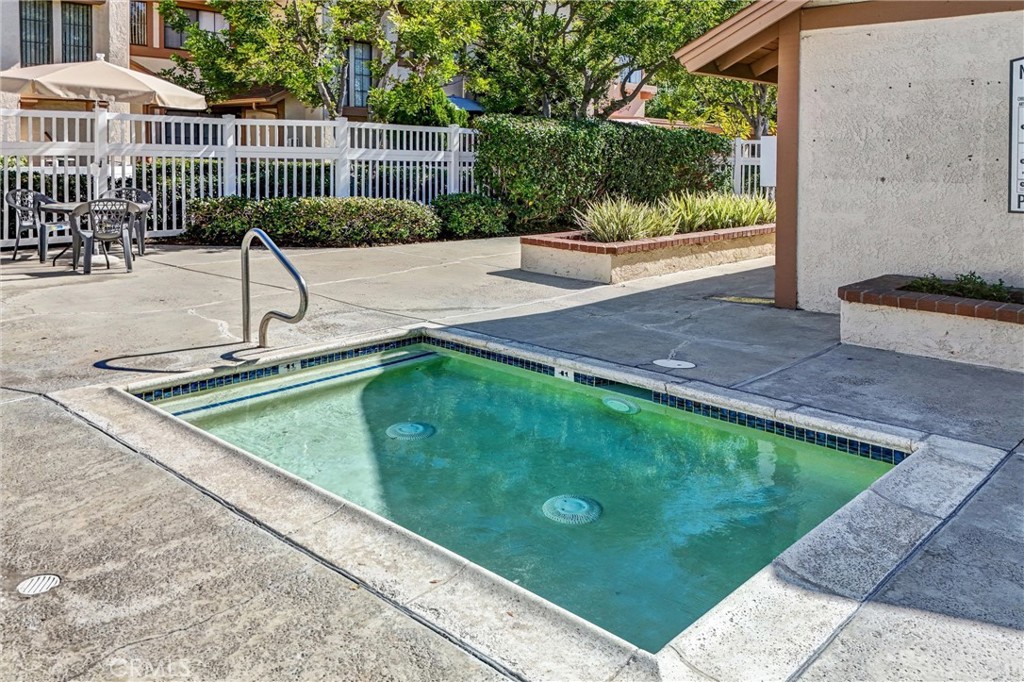 Maison de Fleur (MAIF) - Residential