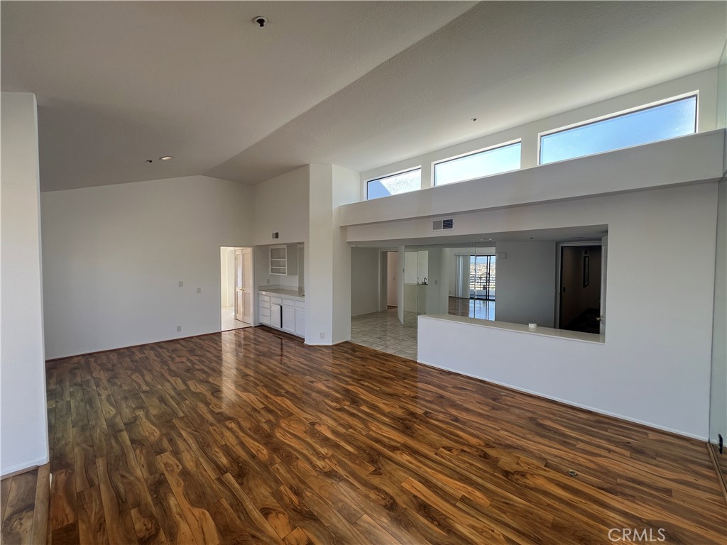 270 Cagney Lane 311