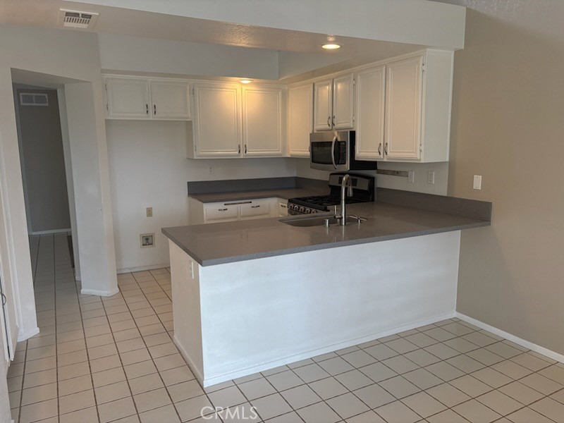 27369 Paseo La Serna