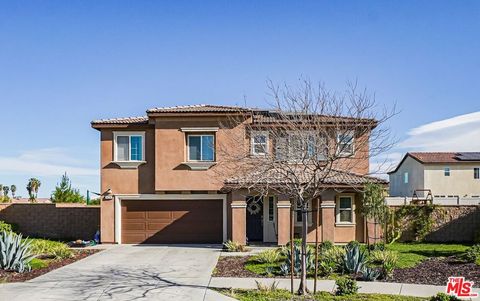 Photo of 1428 Wild Prairie Way, Hemet, CA 92543 (MLS # 26722229)