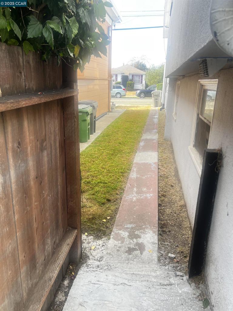 BERKELEY BORDER - Residential