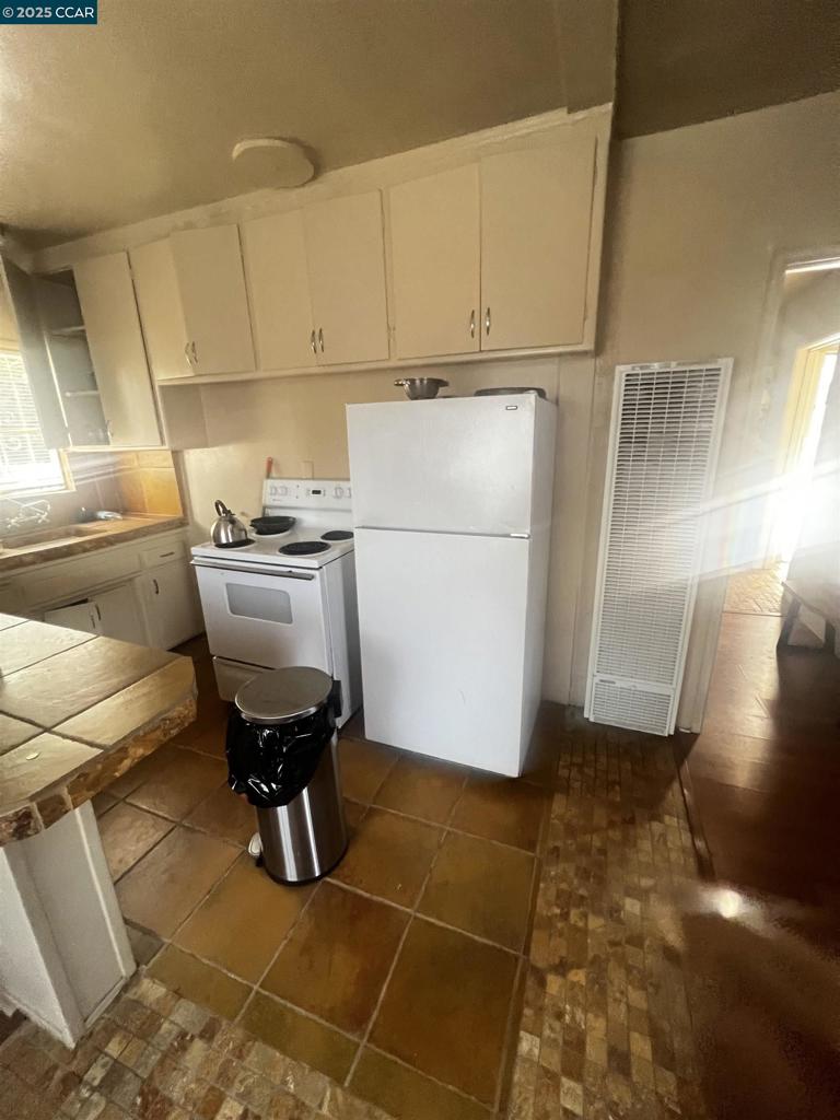 BERKELEY BORDER - Residential