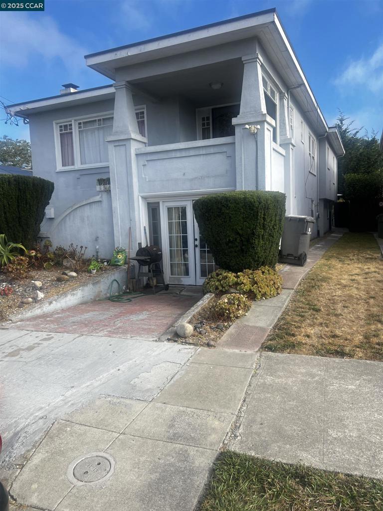 Do not let the opportunity pass you by. This large home is located on the boarder of Berkeley in a much desirable location. It features an attached Studio/1 bedroom unit for potential additional income. The garage has also been converted to living quarters.