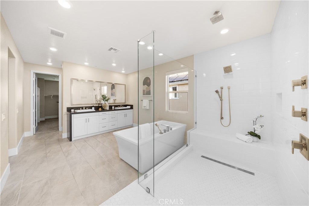 72 Ray, Irvine CA 92618 - Photo 22