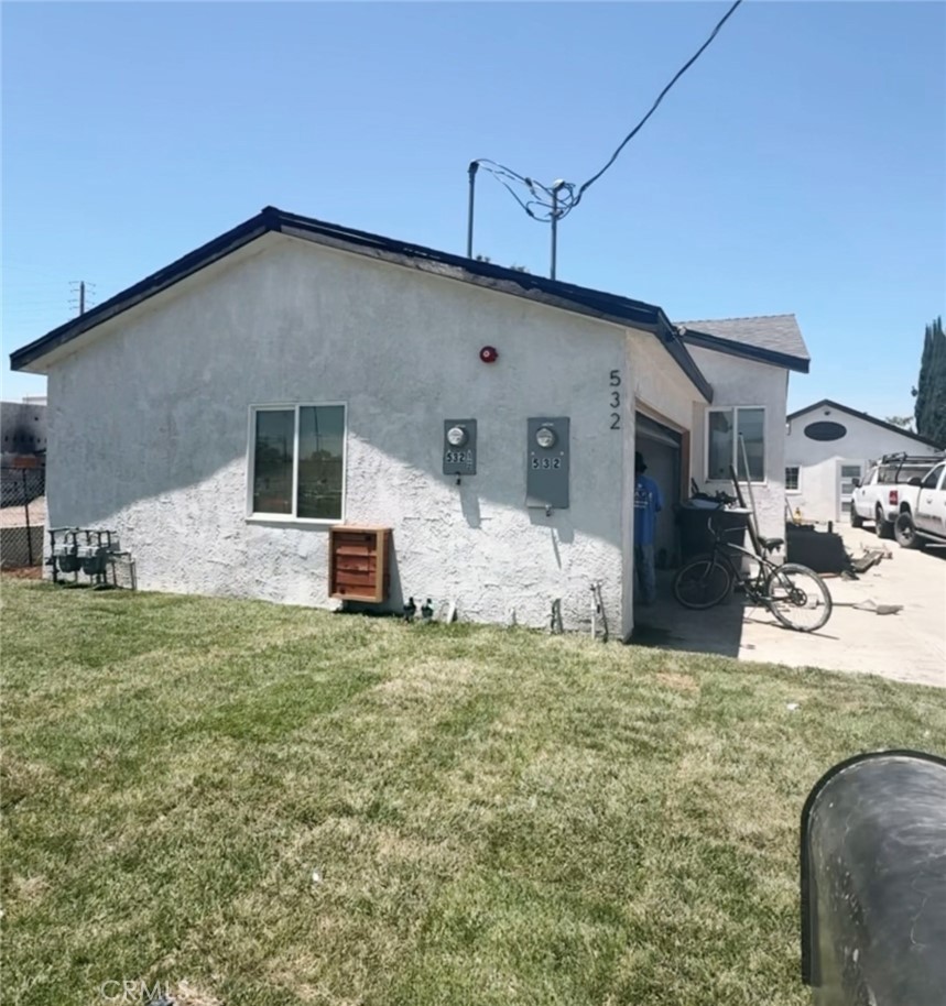 Welcome to 532 & 532 1/2 N Gardena St, take a look at this beautifully renovated home with a fully renovated permitted back house. As soon as you walk in you'll notice the immaculate remodel and the attention to detail that was put into this home. This unique home boasts a beautifully remodeled kitchen, quartz counter tops and great open living area. 3 Generous sized bedrooms, 2 remodeled bathrooms and to compliment it all an addition detached home with its own kitchen, 2 bedrooms and 1 bathroom. Great for those with large families that would like a space of their own or for potential cash flow. Conveniently located minutes away from local parks, shopping centers and major highways.