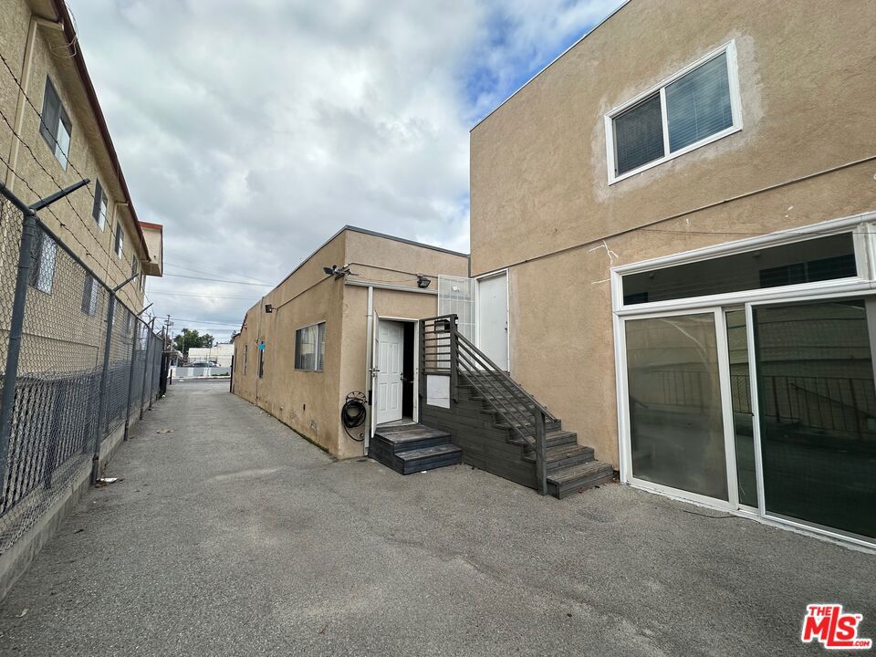 7304 Canby Avenue