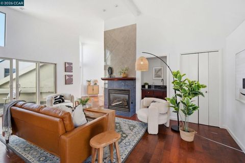 Photo of 450 Cola Ballena #G, Alameda, CA 94501 (MLS # 41133389)