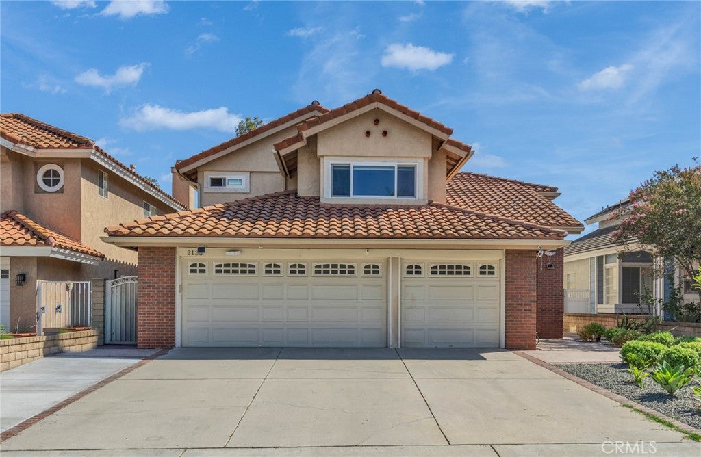 2136 Camino Largo DR