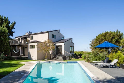 Tiny photo for 2551 Via Viesta, La Jolla, CA 92037 (MLS # 260025166SD)