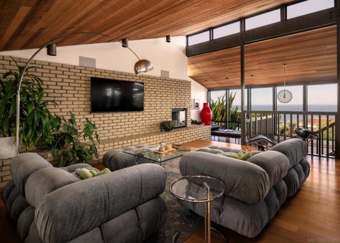 Tiny photo for 2551 Via Viesta, La Jolla, CA 92037 (MLS # 260025166SD)