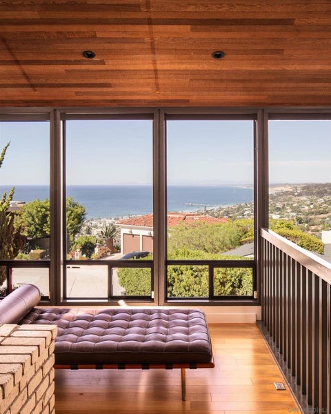 Tiny photo for 2551 Via Viesta, La Jolla, CA 92037 (MLS # 260025166SD)