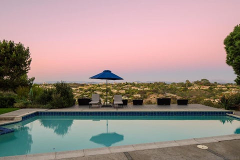 Tiny photo for 2551 Via Viesta, La Jolla, CA 92037 (MLS # 260025166SD)