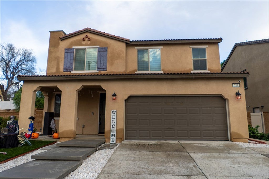 719 S Pine