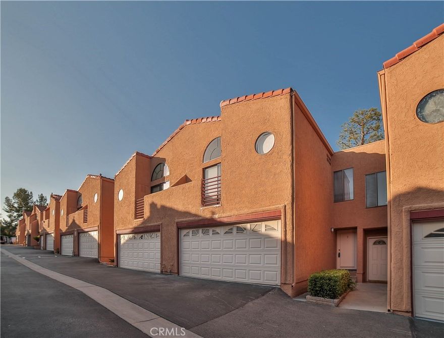 Prime Agoura Hills location! Spacious townhouse with a functional, light-filled floor plan and great everyday livability. Main level features a welcoming living room with fireplace and high ceilings that flow to the dining area and granite kitchen, offering a comfortable hub for daily cooking and entertaining. Upstairs, the primary suite includes a private balcony and ample closet space.

Additional highlights include an attached 2-car garage with direct access, indoor laundry, and community amenities with a sparkling pool and inviting spa. Some finishes are original, but the home is clean, well-kept, and move-in ready.

Located close to highly regarded Las Virgenes schools, Old Agoura Park, shopping, dining, and easy freeway access. Enjoy the convenience and lifestyle of Agoura Hills townhome living.

First showing will be December 5