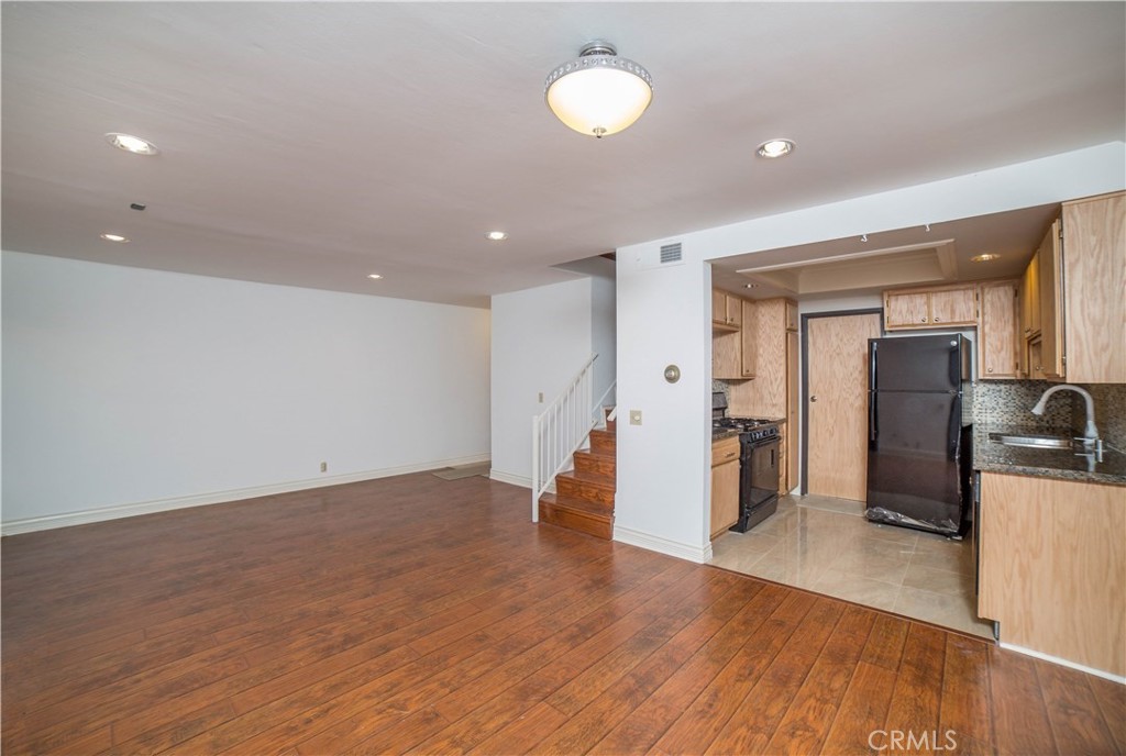 899 - Residential Lease