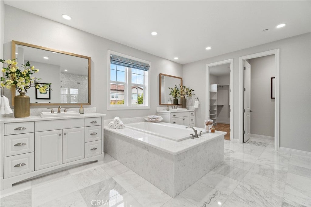 208 Radial, Irvine CA 92618 - Photo 19