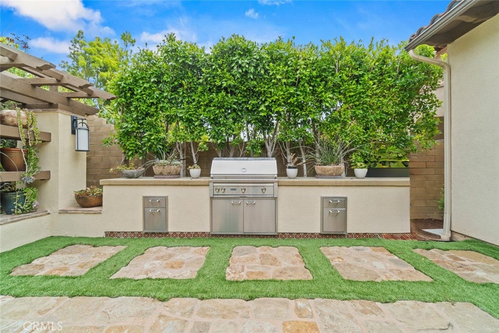 208 Radial, Irvine CA 92618 - Photo 46