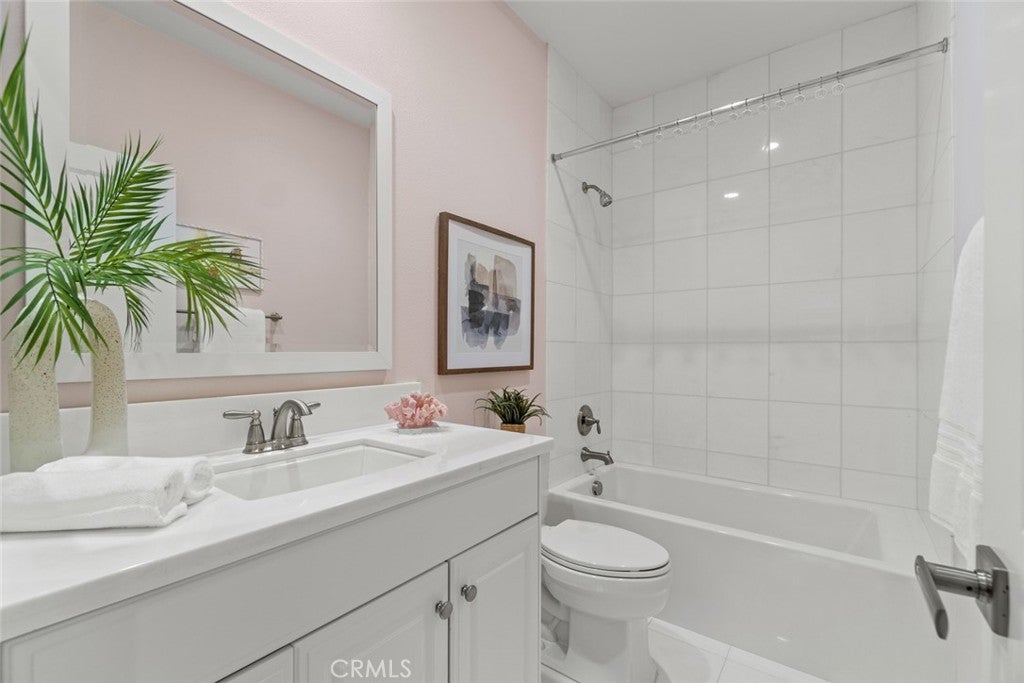 208 Radial, Irvine CA 92618 - Photo 27