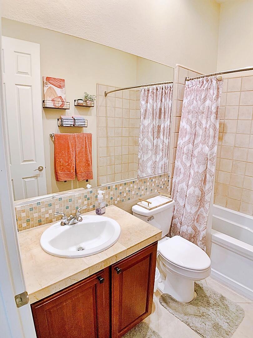 Rancho Santana - Residential