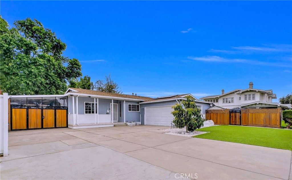 Photo of 1510 W Orangethorpe Ave, Fullerton, CA 92833 (MLS # IG26026296)