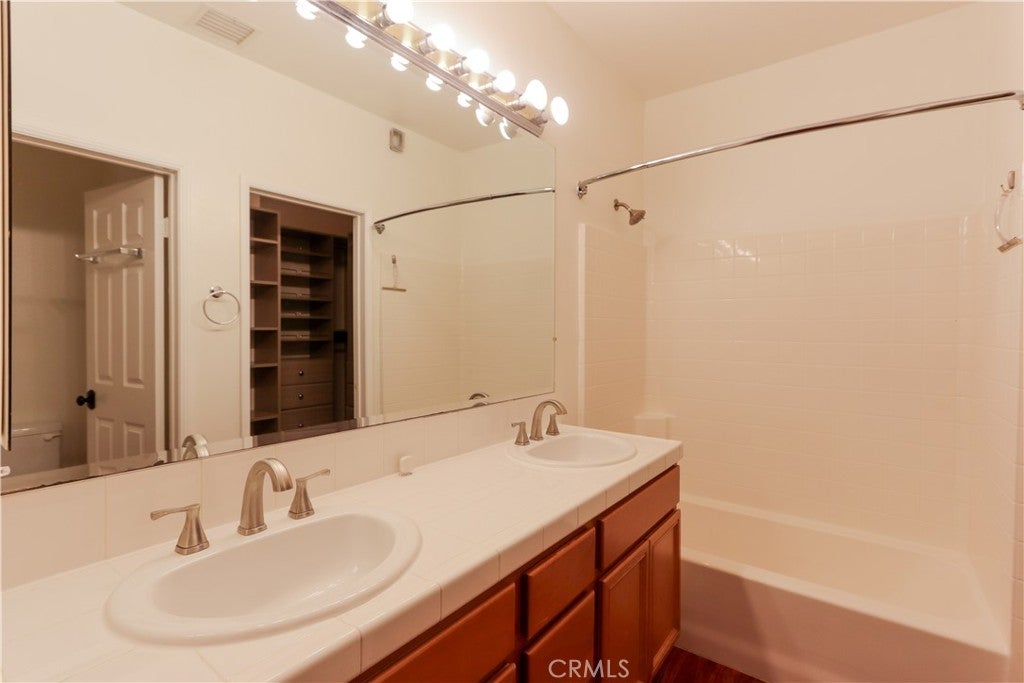 32 Garrison Loop, Ladera Ranch CA 92694 - Photo 11