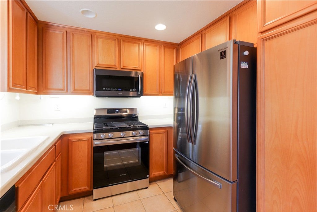 32 Garrison Loop, Ladera Ranch CA 92694 - Photo 16