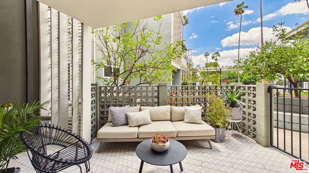 Photo of 1520 Spruce Street #3, South Pasadena, CA 91030 (MLS # 26840683)