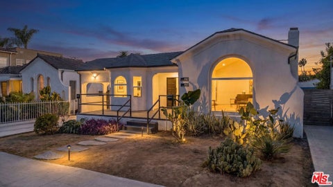 Photo of 3021 Wellington Road, Los Angeles, CA 90016 (MLS # 26901011)