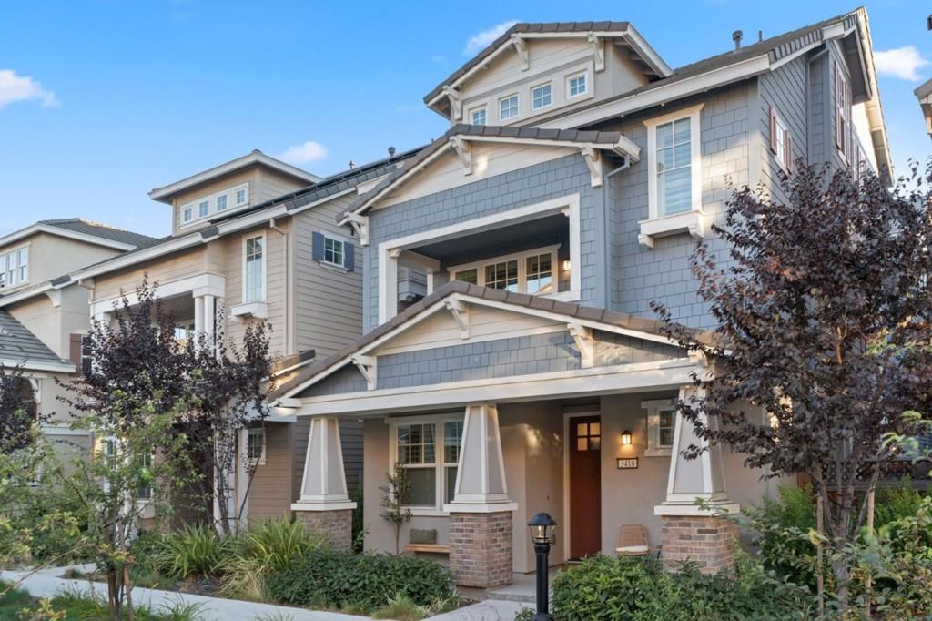 Photo of 3418 Pyramid Way, Mountain View, CA 94043 (MLS # ML82023695)