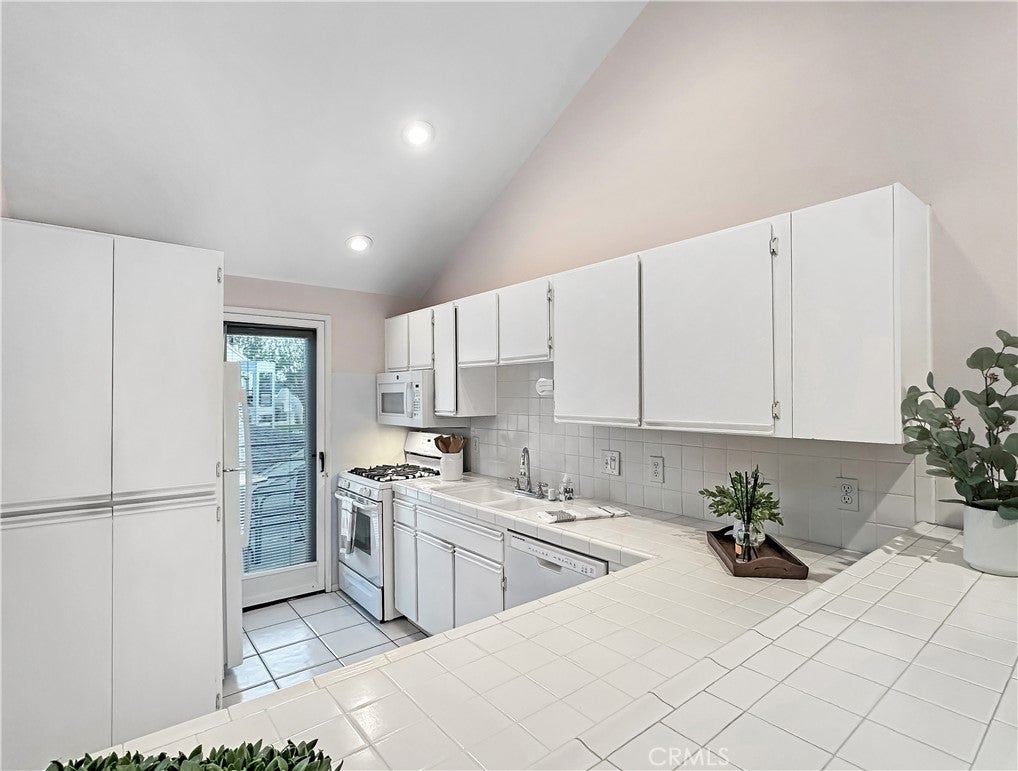 24471 Lantern Hill D, Dana Point CA 92629 - Photo 7
