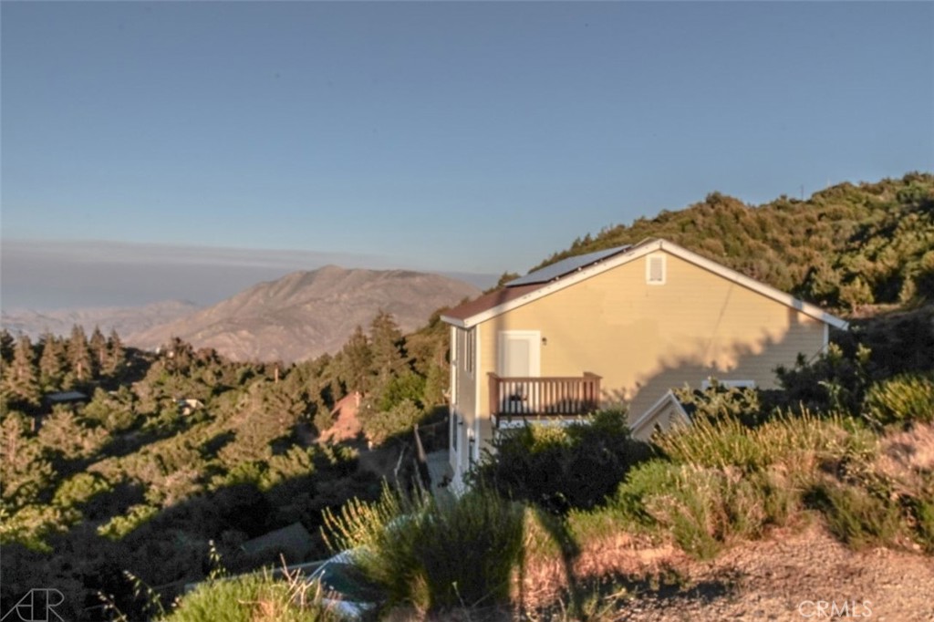 3305 Oakwood Drive