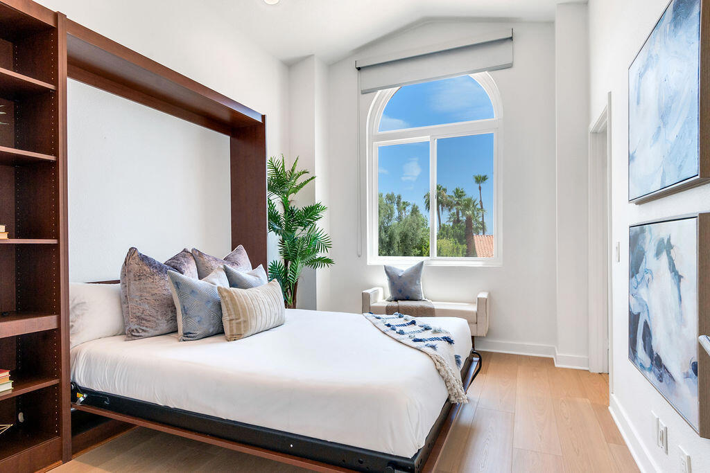 Desert Falls The Lin - Residential