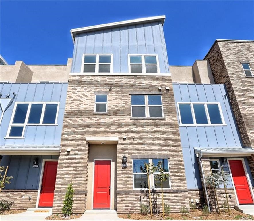 Built in 2016 urban lifestyle living ready for move-in. The largest condo model in this plan featuring an upgraded kitchen with upgraded cabinets, quartz countertops, custom backsplash, refrigerator included, and extensive counter space all open to the living room. Ideal for gatherings and entertaining. The two Master suites boast a huge walk-in closet, shower, and his and hers sinks. For added convenience, the laundry room with included washer and dryer is located on the first level in the two-car garage. Enjoy life at The District at Arrow Station with the pool, clubhouse, and park, all walking distance to the Metrolink for convenience. Meritage Homes are known for their energy-efficient features. This home helps you live a healthier lifestyle while saving you thousands of dollars on utility bills.