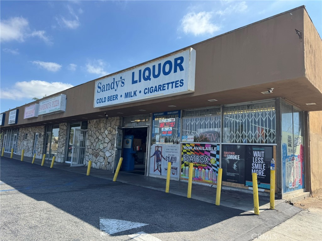 248 W Carson