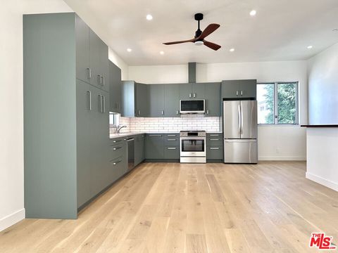 Photo of 1842 9th Street #B, Santa Monica, CA 90404 (MLS # 25602227)