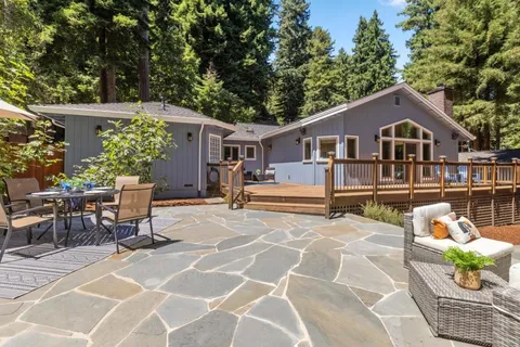 674 Mountain View Drive, Ben Lomond, CA 95005 - MLS#: ML81984585