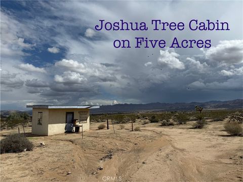 Photo of 62823 Appian Way, Joshua Tree, CA 92252 (MLS # JT25227307)