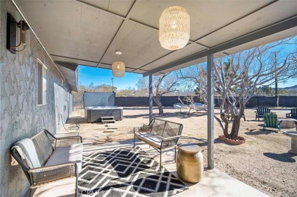 7070 Rubidoux