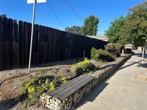 Tiny photo for 2103 Riverside AVE, Paso Robles, CA 93446 (MLS # SC26103349)