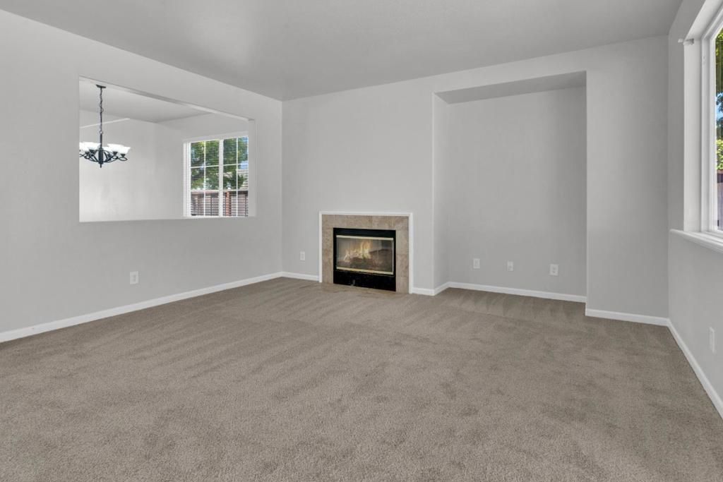 listing image 130725834840018504401