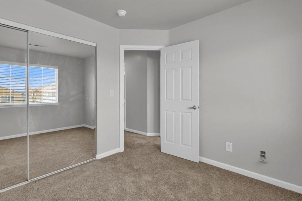 listing image 130727665183769510840
