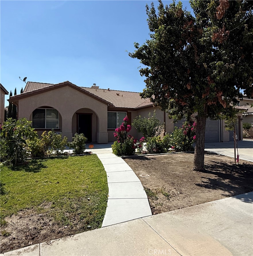 342 La Clarita Avenue