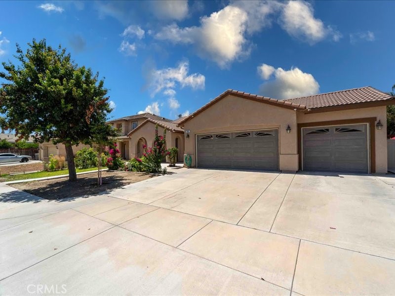 342 La Clarita Avenue