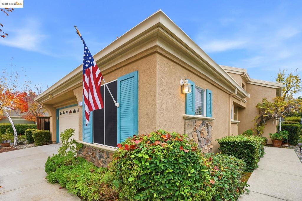 SUMMERSET 1 - Residential