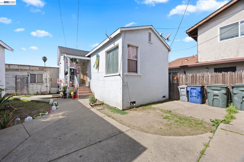 209 Dabner St