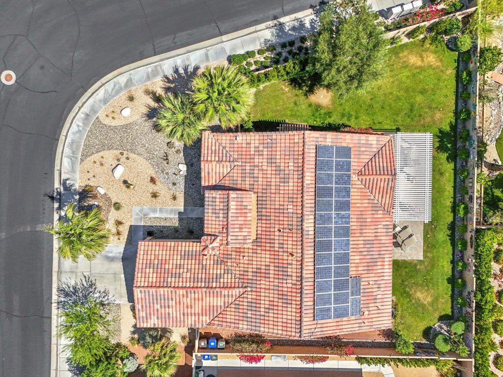 Four Seasons - Residential