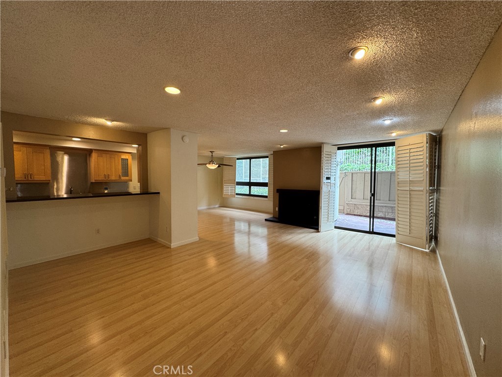 8828 Pershing Drive 116