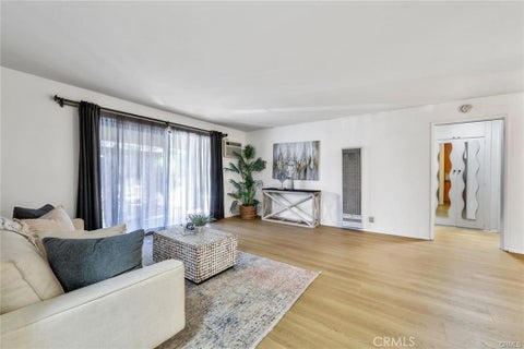 Photo of 11138 Aqua Vista Street #9, Studio City, CA 91602 (MLS # SR26192504)