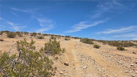 Photo of 0 160th St vicinity Mercury Dr, California City, CA 93505 (MLS # SR25123065)
