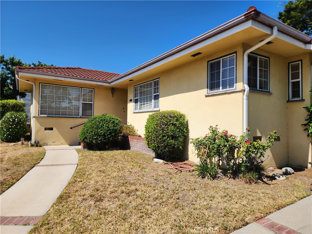 226 Mauna Loa Drive